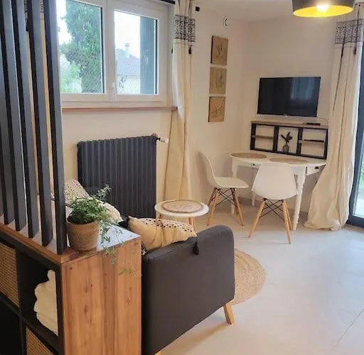 Apartment En Rez-de-jardin Gourdon-en-quercy