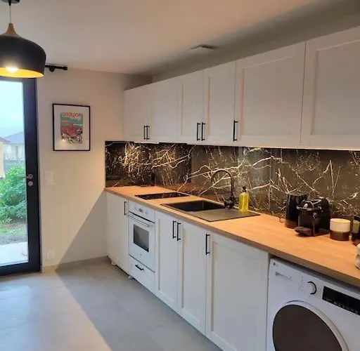 Apartment En Rez-de-jardin Gourdon-en-quercy